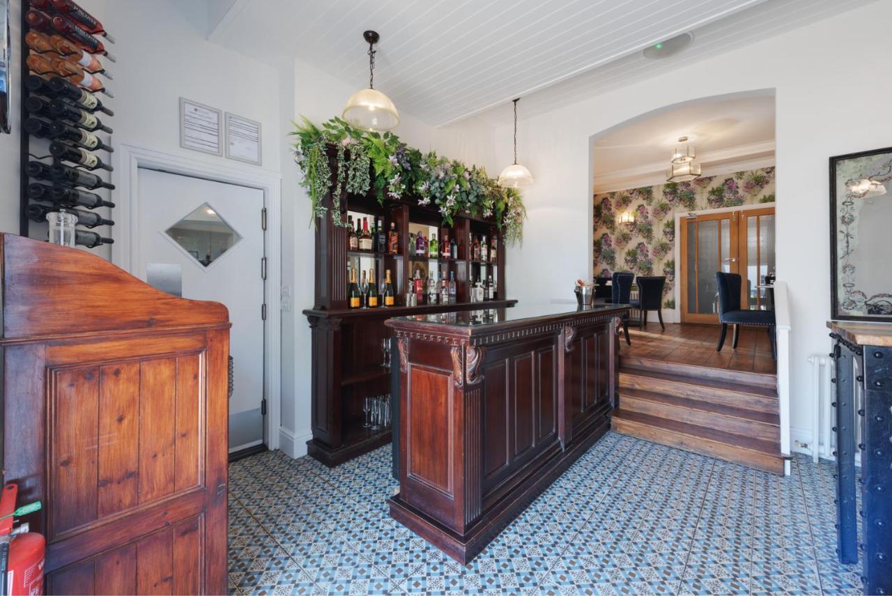 Florence Suite Boutique Hotel And Restaurant Portsmouth Esterno foto