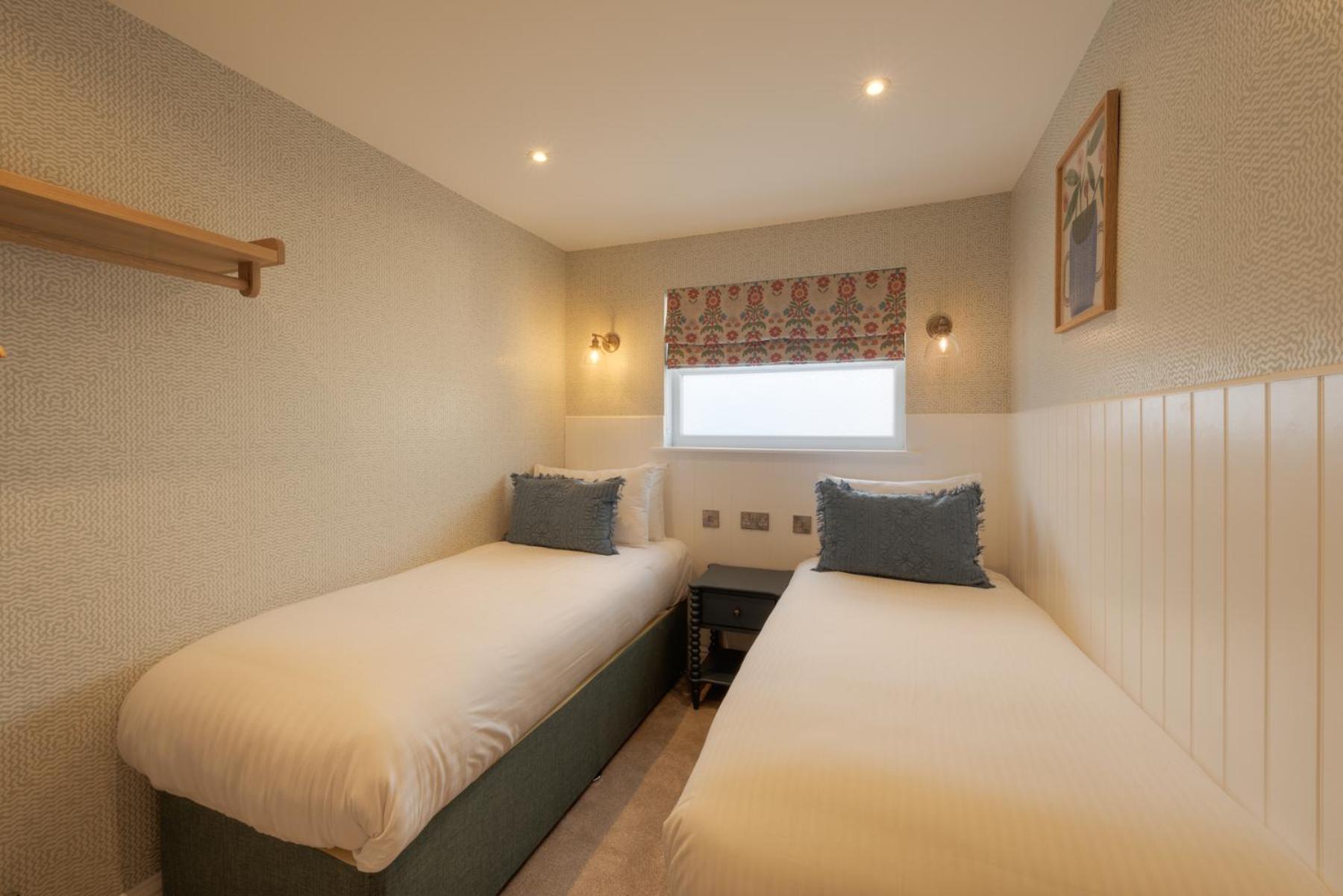 Florence Suite Boutique Hotel And Restaurant Portsmouth Esterno foto